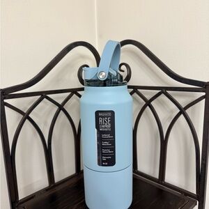 NWT Brumate Mist Rise 35 oz Leakproof Blue Water Bottle